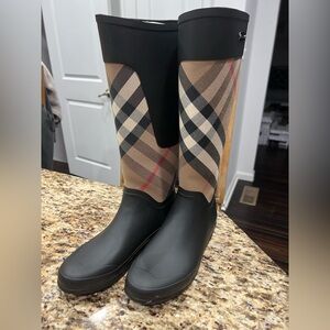 Burberry rain boots